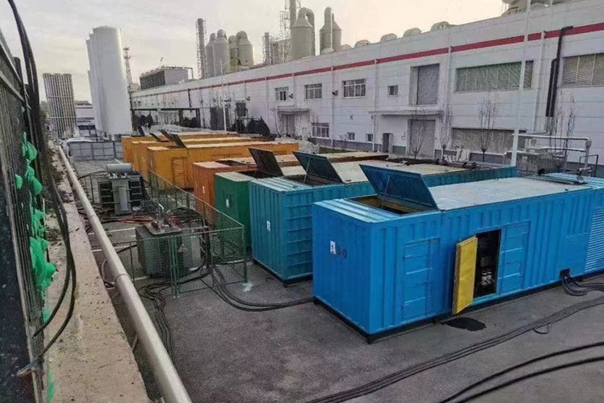 梁山发电机租赁施工现场